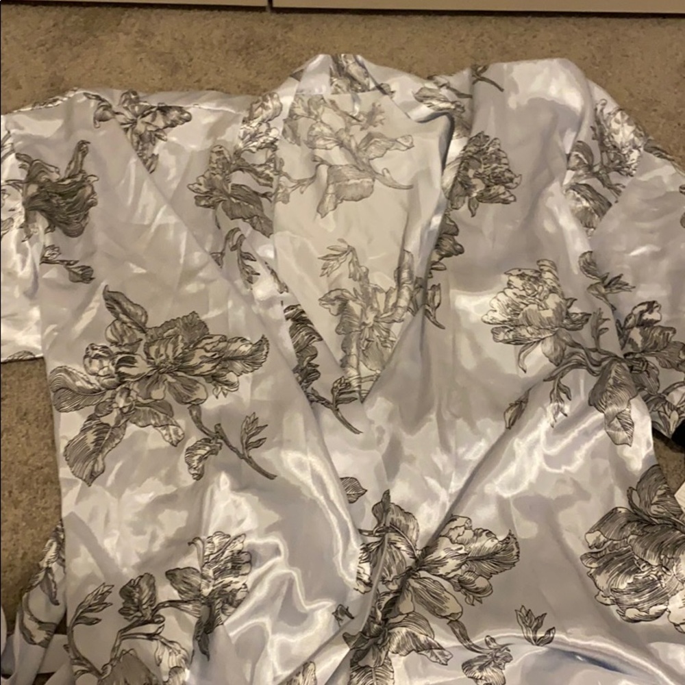 Silk sleep robe